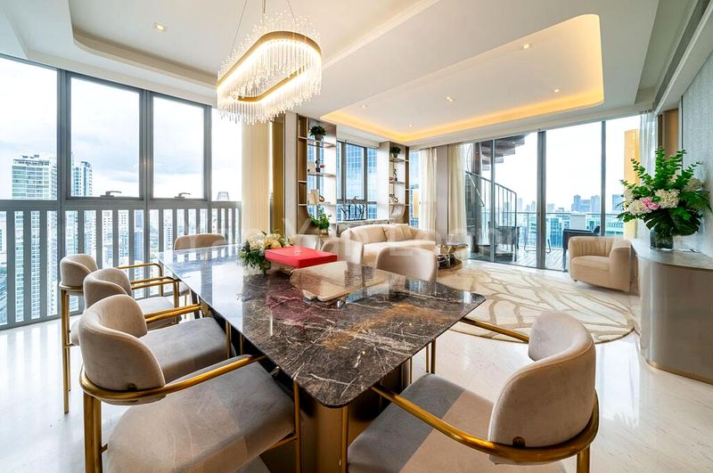 4 Bed Condo for Sale in  Lincoln Suites - Image 16